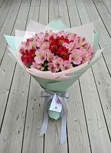 Букет цветов из:  Альстромерии #REPLACE_PRED# Зюзино