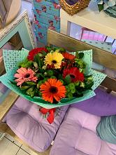 Букет цветов из:  Герберы, Хризантемы и Альстромерии #REPLACE_PRED# Зюзино