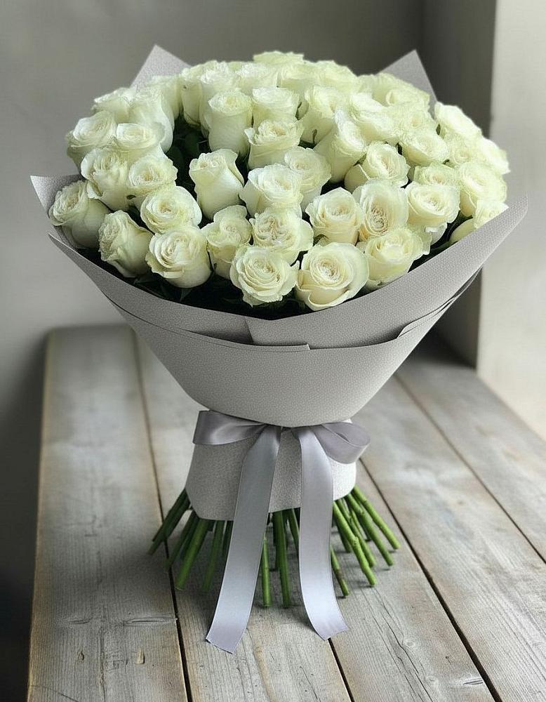 Букет 35 Белых роз в Зюзино