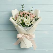 Букет цветов из:  Альстромерии в Зюзино