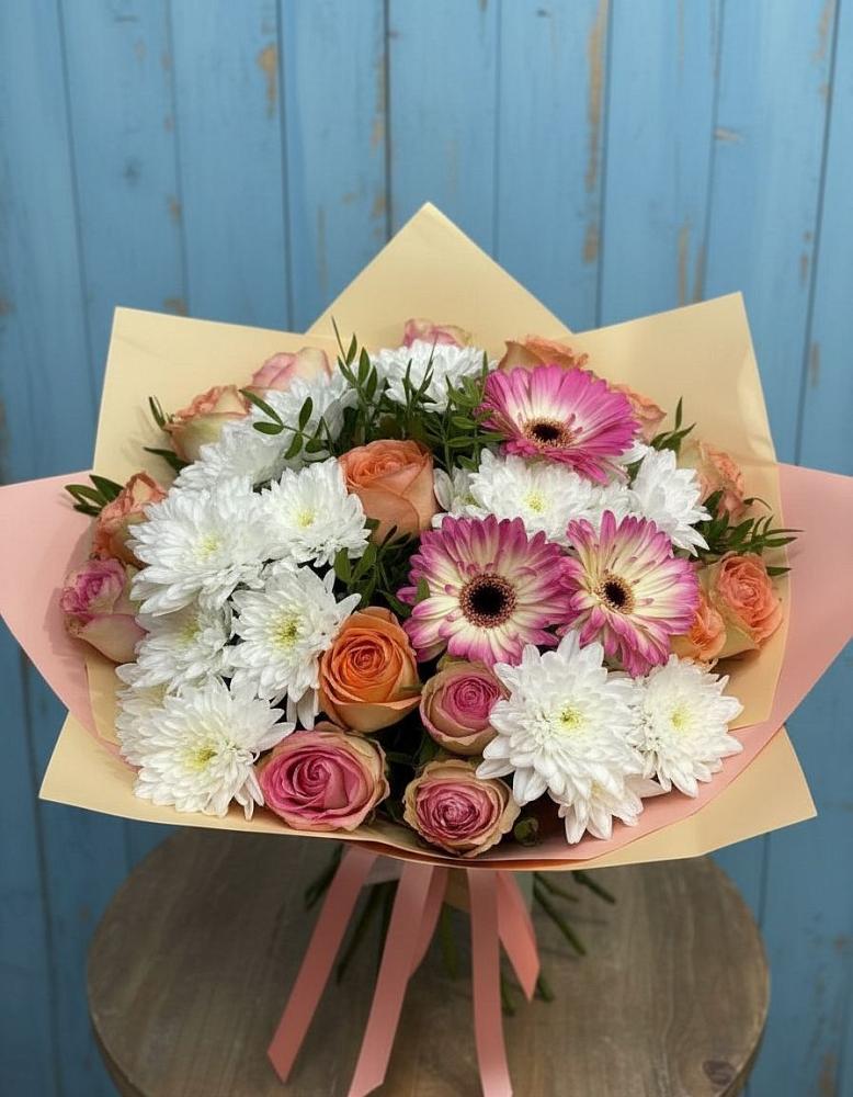 Букет цветов из: Розы, Герберы и Хризантемы в Зюзино