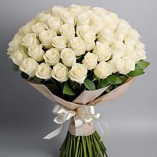 Букет 101 беля роза Белоснежка в Зюзино