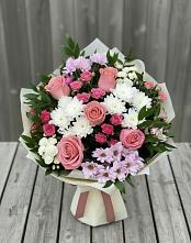 Букет цветов из:  Альстромерии, Гвоздики, Розы и Хризантемы #REPLACE_PRED# Зюзино