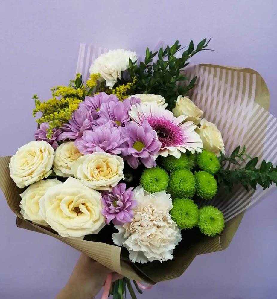 Букет цветов из: Хризантемы, Розы, Гвоздики и Герберы в Зюзино