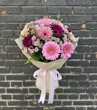 Букет цветов из:  Герберы и Хризантемы #REPLACE_PRED# Зюзино