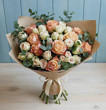 Букет цветов из:  Альстромерии и Розы в Зюзино