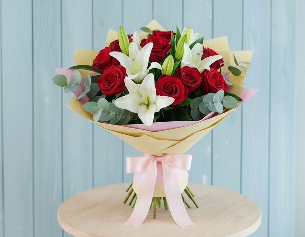 Букет цветов из: Лилии и Розы в Зюзино